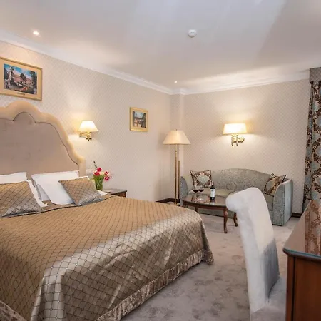 Hotel Swiss 4*