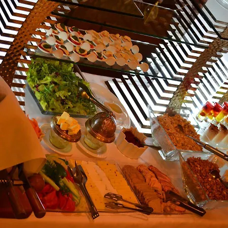 瑞士酒店 4* 利沃夫