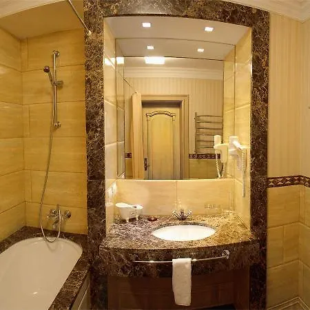 Swiss Szálloda Lviv