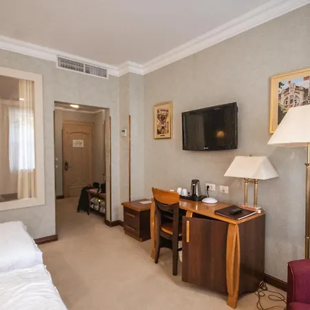 Hotel Swiss 4*