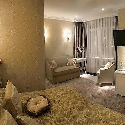 Ξενοδοχείο Swiss 4*